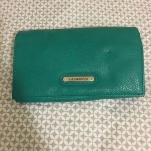 Liz Claiborne folio wallet